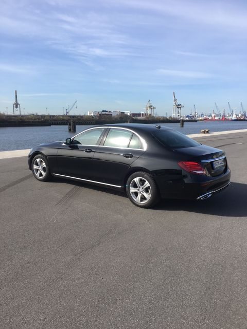 Hamburg: 3-Hour Limousine Tour with Driver-Guide - FAQ