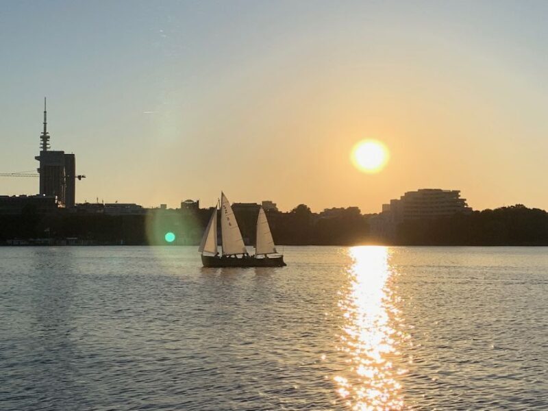 Hamburg: Alster River Sailboat Tour with Sundowner - Key Points