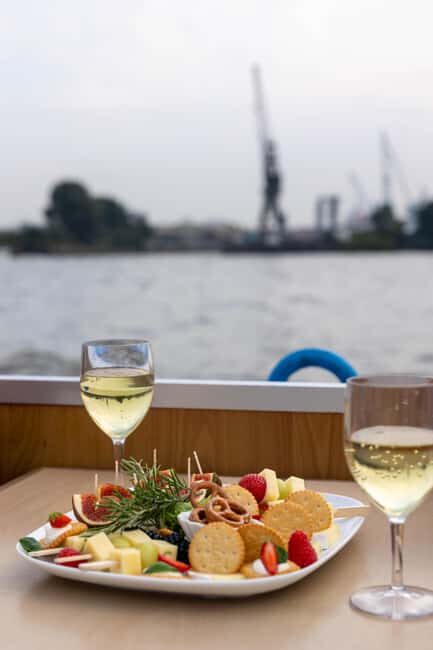 Hamburg: Cheese & Wine Cruise - Final Thoughts: Is the Hamburg Cheese & Wine Cruise Worth It?