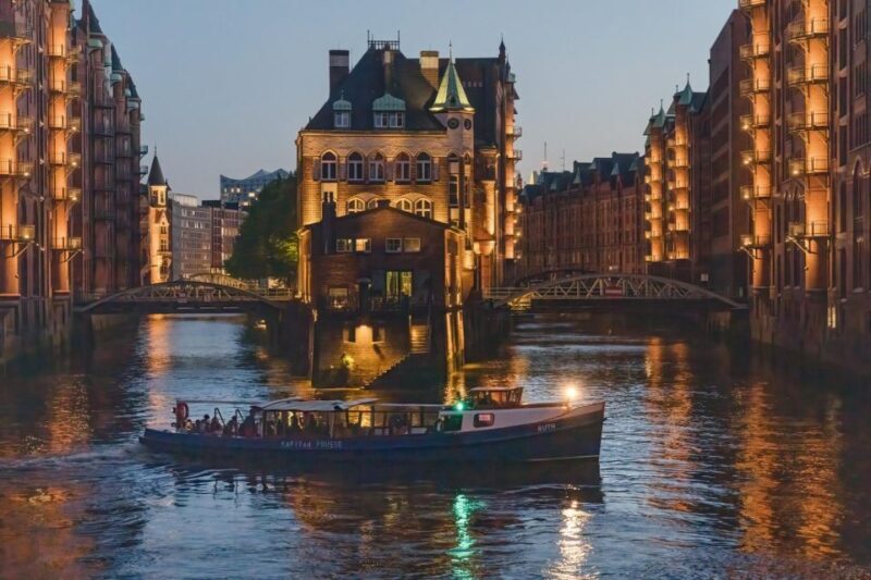 Hamburg Combi: 1,5h Evening Cruise & 2h Reeperbahn Tour - Frequently Asked Questions
