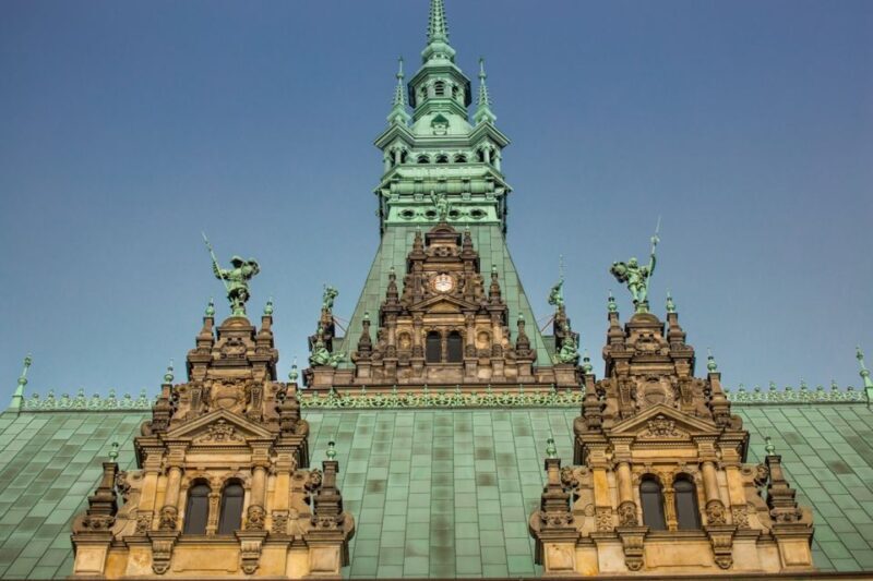 Hamburg - Freemason Walking Tour in German - Who Should Consider This Tour?