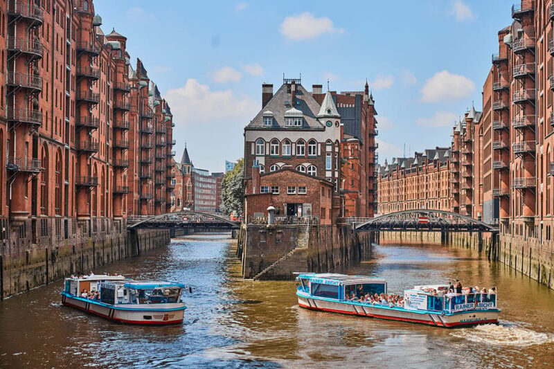 Hamburg: Harbor Cruise and Bus City Hop-On Hop-Off Tour - FAQs
