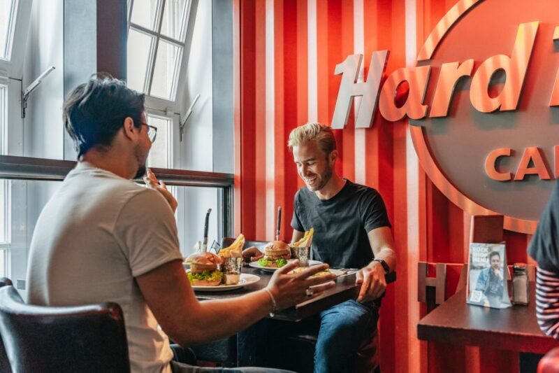 Hamburg: Hard Rock Cafe Skip-the-Line Meal - The Food: Classic American with a Rock Twist