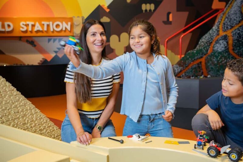 Hamburg: LEGO© Discovery Centre admission ticket - Value for Money