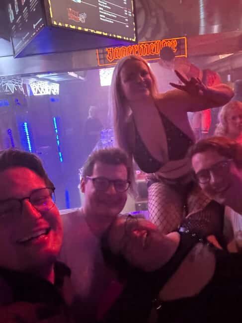 Hamburg: Neighborhood tour with a former dominatrix - Value for Money & Practical Details