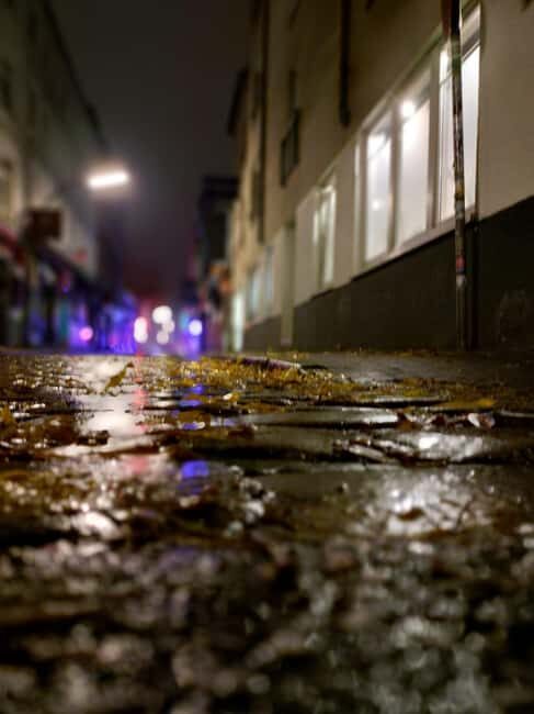 Hamburg: Neighborhood tour with a former dominatrix - Who Is This Tour For?