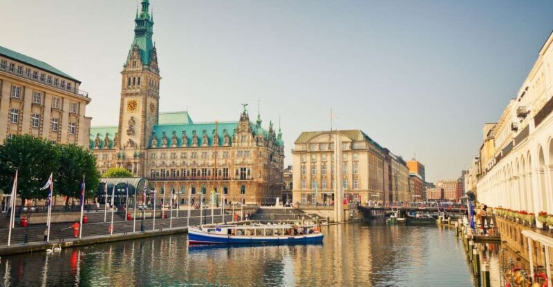 Hamburg: Old Town Highlights Private Walking Tour - Exploring Hamburg’s Old Town and Beyond