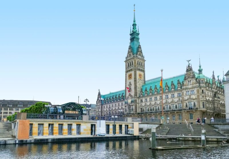 Hamburg: Old Town Highlights Private Walking Tour - Going Further: The 4-Hour Tour – History and Culture