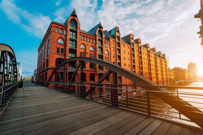 Hamburg: Old Town & Speicherstadt Private Walking Tour - The Experience of a Private Guided Tour