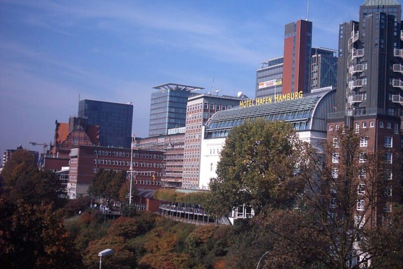 Hamburg: Private 75-Minute Tour of St. Pauli - An In-Depth Look at the Tour Experience