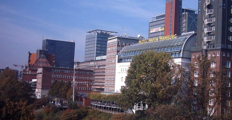 Hamburg: Private 75-Minute Tour of St. Pauli - What to Expect on the Tour