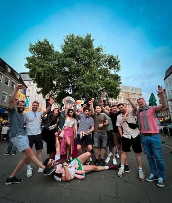 Hamburg: Pubcrawl & Nightlife Tour auf St.Pauli - Value for Money & Practical Details
