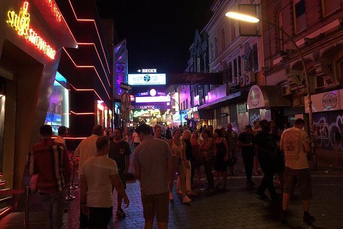 Hamburg: Red- & Bluelight - Private guided Reeperbahn Tour - FAQ