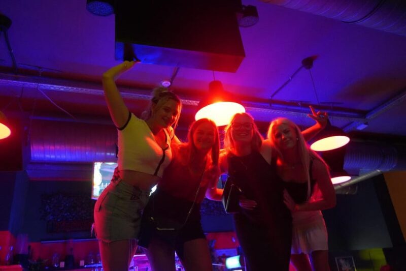 Hamburg: Reeperbahn Pub Crawl with Shots and Games - Final Thoughts: Who Should Consider This Tour?