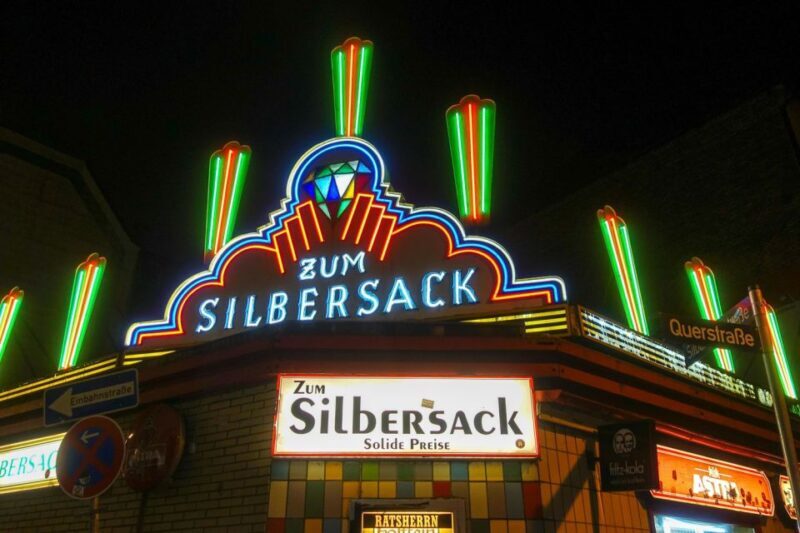 Hamburg: Reeperbahn Quickie, The Short & Sexy St. Pauli Tour - Final Experience and Additional Details