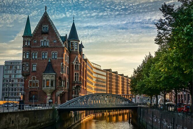 Hamburg Scavenger Hunt and Highlights Self-Guided Tour - FAQ