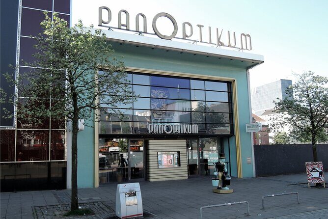 Hamburg Scavenger Hunt and Sights Self-Guided Tour - The Value of This Hamburg Self-Guided Tour