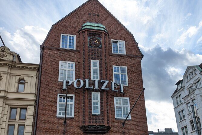 Hamburg Scavenger Hunt and Sights Self-Guided Tour - Who Will Love This Tour?