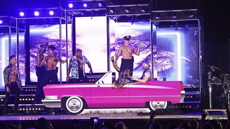 Hamburg: SIXX PAXX Men´s Perfoming Arts Show - FAQ