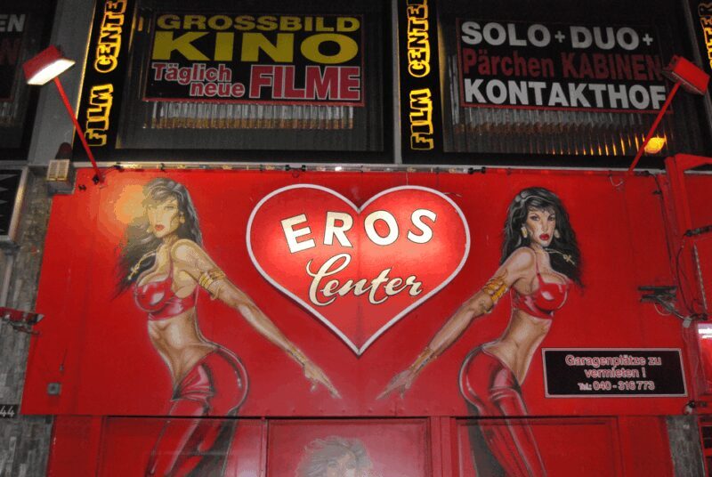 Hamburg: The Ultimate Sex, Drugs, and Hotdog Tour - The Sum Up