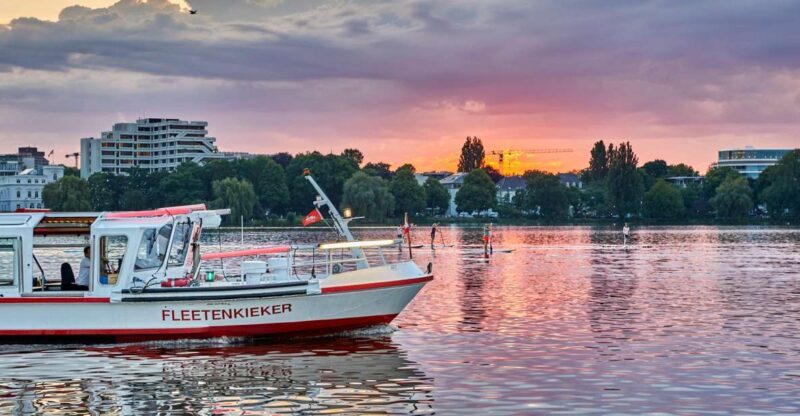 Hamburg: Twilight cruise - What to Expect on the Hamburg Twilight Cruise