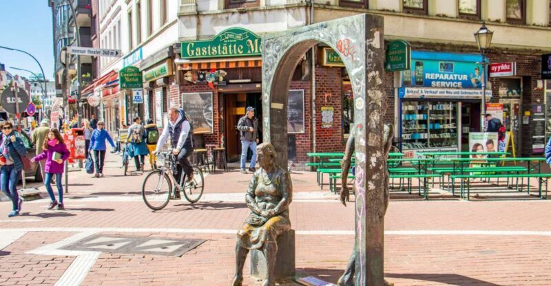 Hamburgs Art and Culture revealed by a Local - An In-Depth Look at Hamburg’s Art and Culture Tour