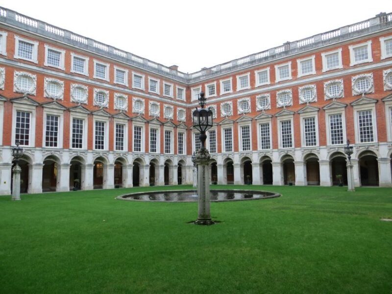 Hampton Court Palace Private tour With Fast Track Entry - Who Would Love This Tour?
