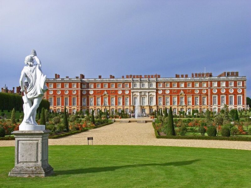 Hampton Court Palace Private Tour with Fast Track Pass - Who This Tour Is Best Suited For