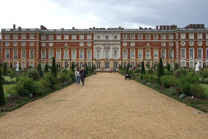 Hampton Court Palace, Stonehenge & Roman Bath Private Tour with Passes - Who Would Love This Tour?