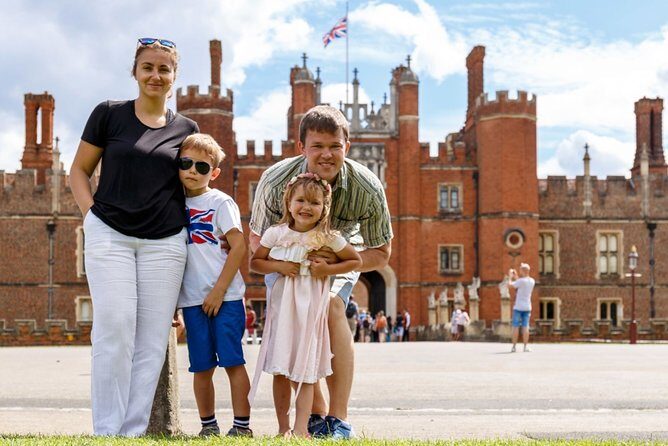 Hampton Court Palace & Windsor Castle Private Car Tour from London - FAQ