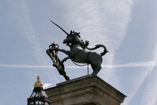 Hampton Court Walking Tour - Exploring Hampton Court Palace in Depth
