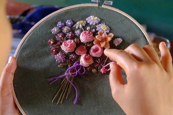 Hand Embroidery Workshop in Hoi An for Beginers - FAQs
