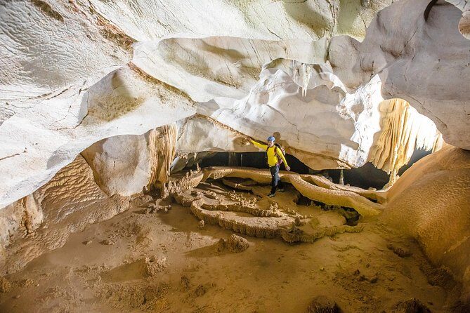 Hang Vom Adventure Tour 2 days 1 night - Key Points