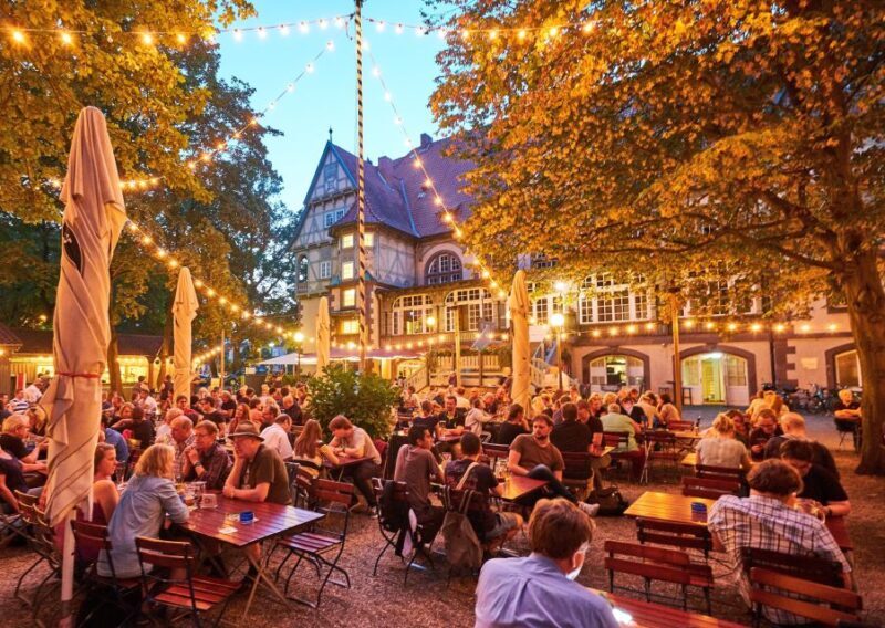 Hannover: Guided Walking Tour of the List District - Key Points