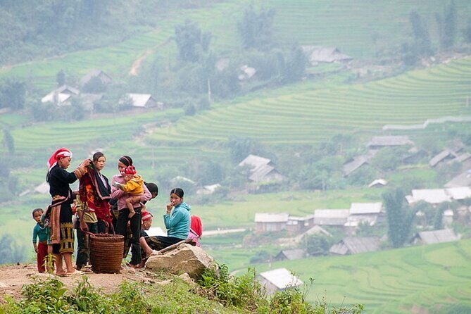 Hanoi- 2 Days Sapa moutain trekking with Local Guide and Homestay - Authenticity and Cultural Insights