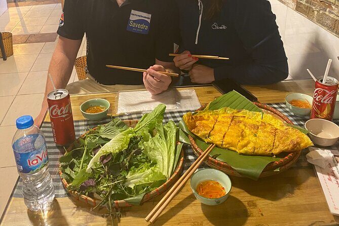 Hanoi: 7 Tasting Street Food Walking Tour and Train Street - A Deep Dive into the Hanoi Street Food Experience