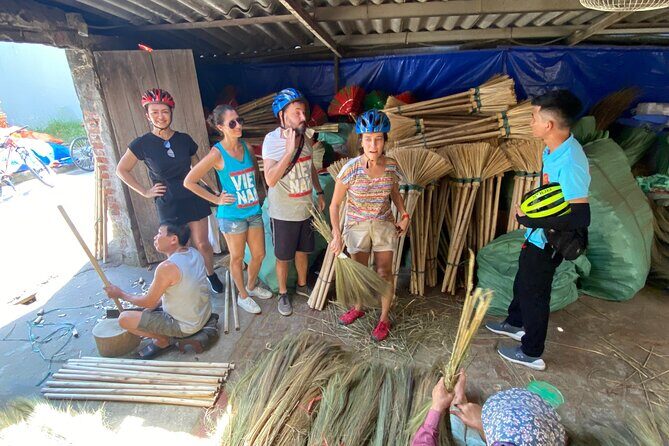 Hanoi Bicycle Tours: Half Day Bicycle Tours Hanoi Countryside - Crossings and Traffic