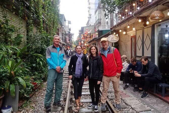 Hanoi Bus Tour - Key Points