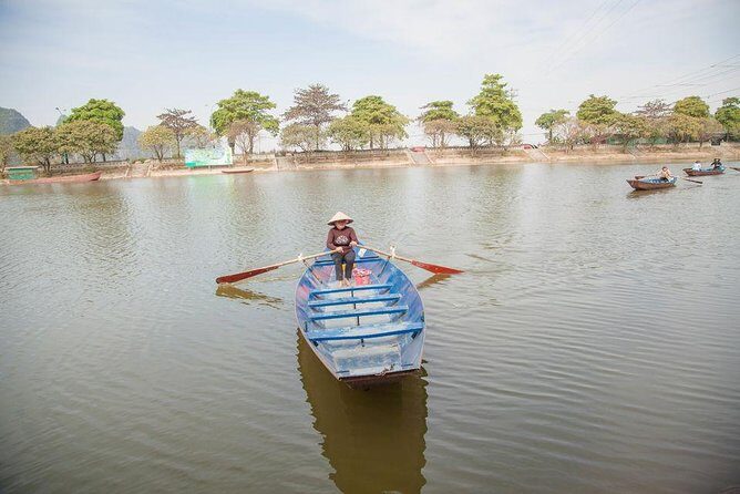 Hanoi City Half Day Private Tour included train street, meals - FAQ
