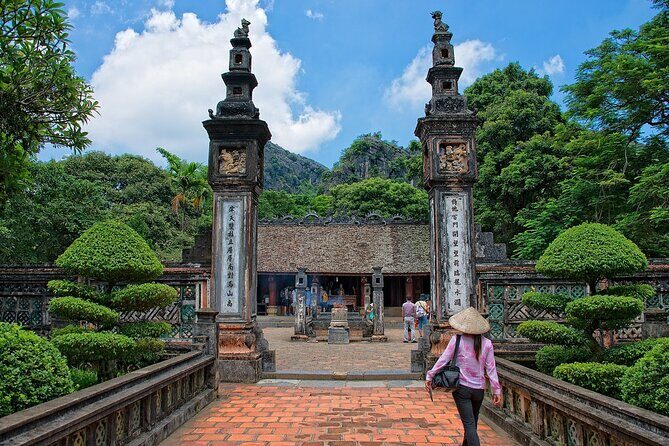 Hanoi City Tour - Red River Bat Trang Pottery Village Tour - FAQ
