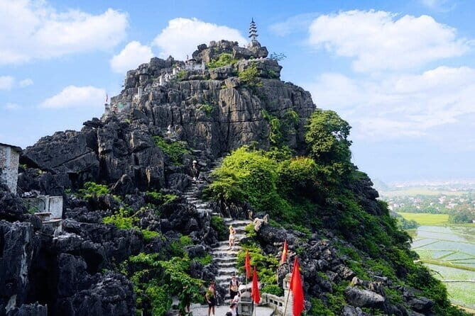 Hanoi: Deluxe Tour Discover Hoa Lu, Trang An Grottoes, Mua Caves - Key Points