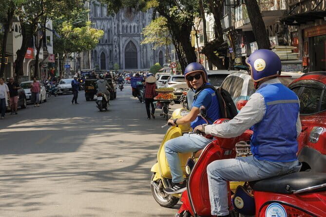 Hanoi Highlights Private Vespa Tour with Street Foods (4.5 hours) - The Experience in Detail