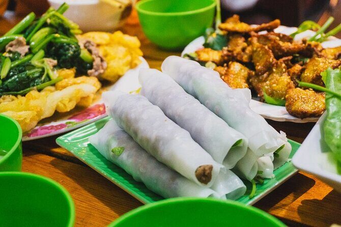 Hanoi Jeep After Dark Foodie Tour and Train Street Experience - FAQs