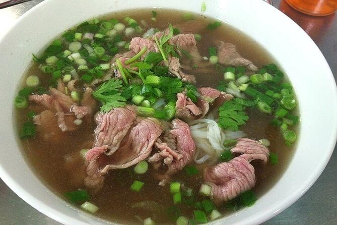 Hanoi: Morning Street Food tour with Cyclo Tour - Exploring Hanoi’s Morning Charm on a Food Tour