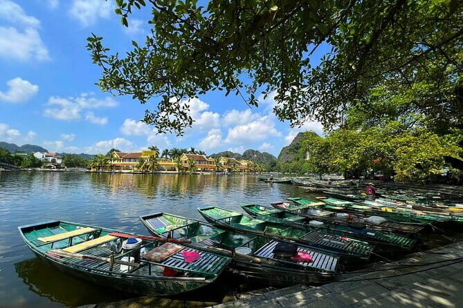 Hanoi-Ninh Binh Highlights: Hoa Lu, Mua Caves, Tam Coc, Bich Dong - What’s Included and What’s Not