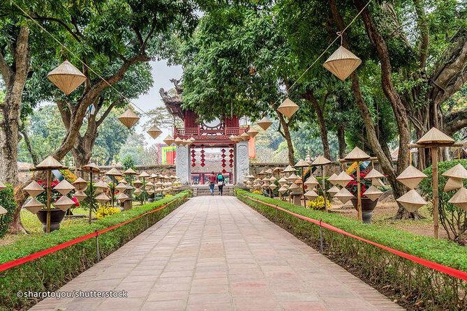 HANOI PRIVATE CITY TOUR (Guide in all language) - Ho Chi Minh Mausoleum & Ba Dinh Square: Stepping into Vietnam’s Past