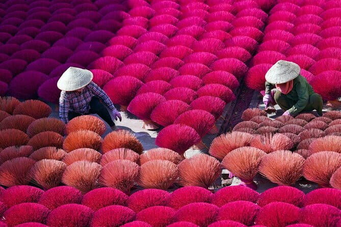 Hanoi Private Tour Incense Village and Duong Lam Ancient Village - Key Points