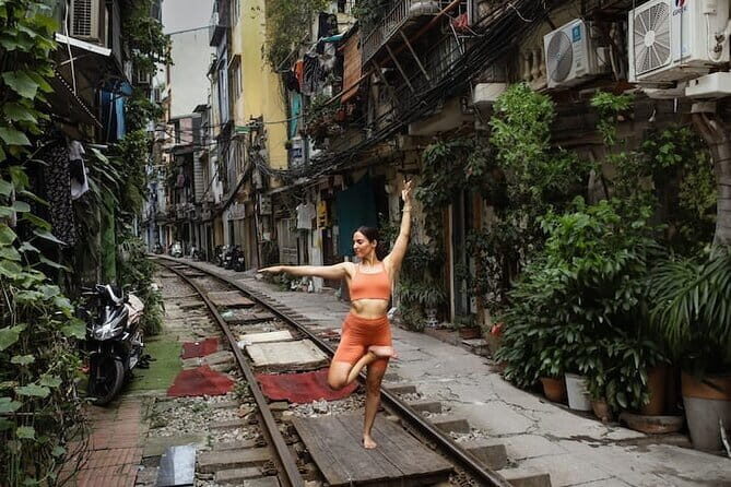 Hanoi Private Tour Incense Village and Duong Lam Ancient Village - FAQs