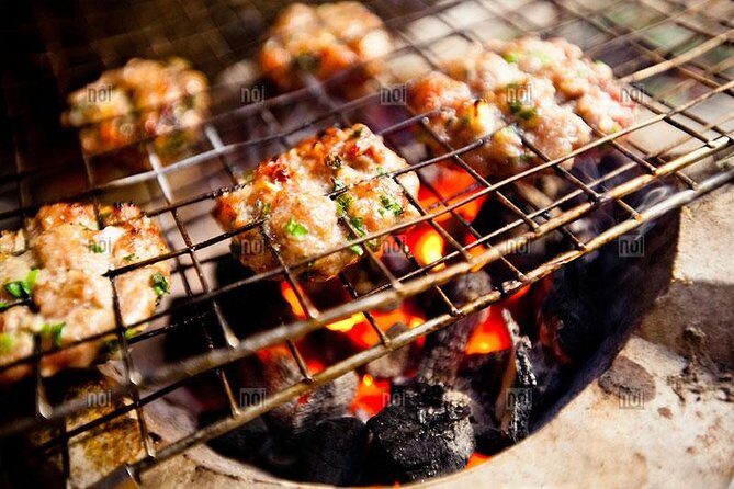 Hanoi Street Food Tour - Xoi and Heritage House in Ma May Street