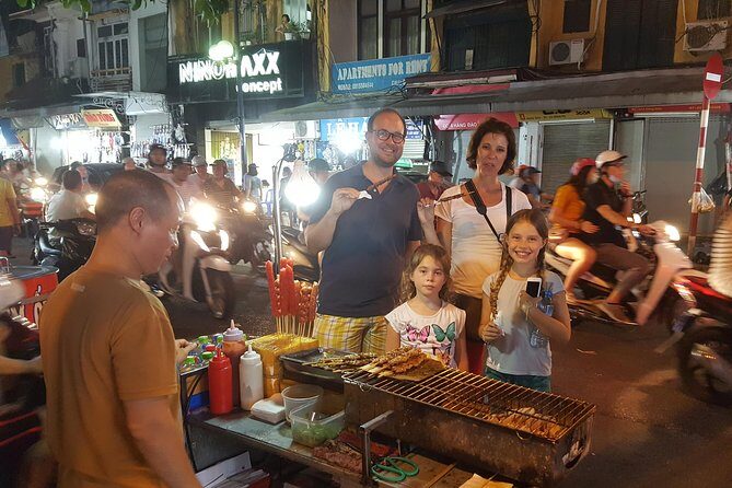 Hanoi Street Food Tour with local delicacies - Key Points